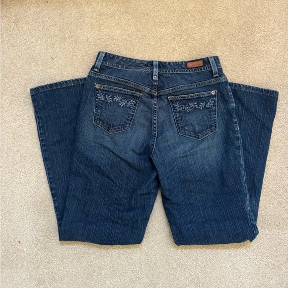 Eddie Bauer Dark Wash Boot Cut Jeans w/ embroidered details - Picture 2 of 7